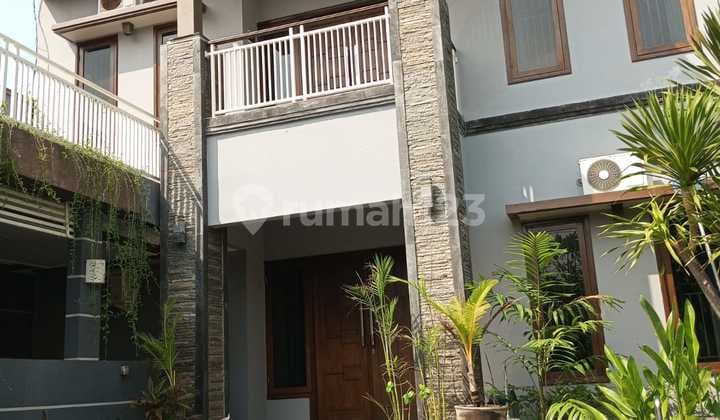 Sewa Villa Ross Jl Dewi Sri Denpasar, Bali