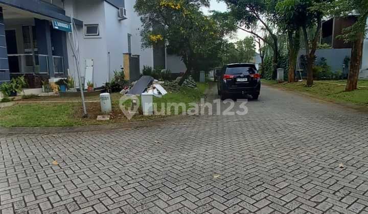 Siap Huni Rumah Posisi Hoek di Kebayoran Essence Bintaro