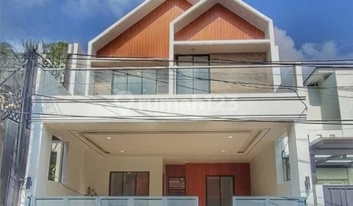 Brand New Rumah Pondok Indah Dengan Swimming Pool