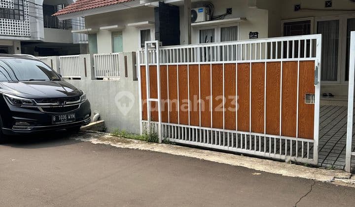 Rumah Pamulang Siap Huni Dekat Pintu Tol Pamulang 2 Lantai