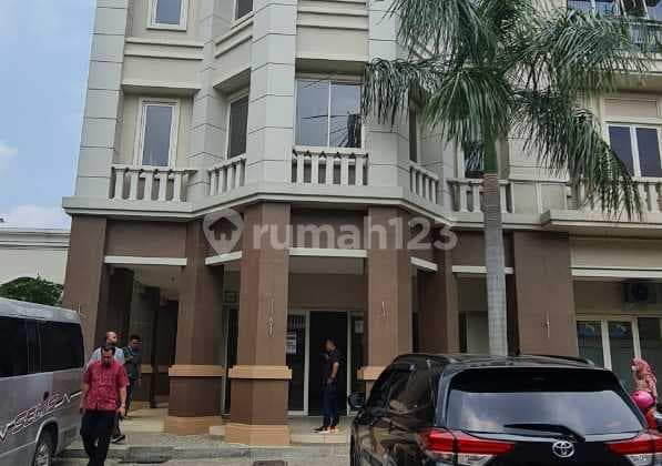 Disewakan Cepat Ruko 3 Lantai Perumahan Grand Taruma Karawang Barat