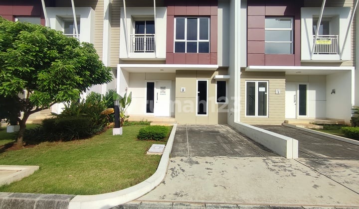 Disewakan Rumah 2 Lantai Cluster Advani Summarecon Emerald Karawang