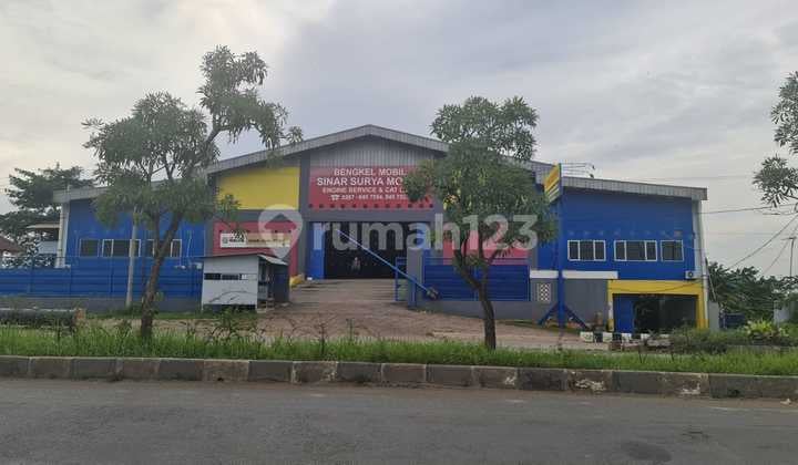 Dijual Cepat Bengkel Gudang Lokasi Strategis Jalan Utama Interchange Karawang Barat
