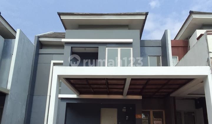 Dijual Cepat Rumah 2 Lantai Cluster Senopati Perumahan Grand Taruma Karawang Barat