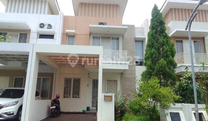Disewakan Rumah 2 Lantai Full Furniture Lokasi Strategis Perumahan Grand Taruma Karawang Barat