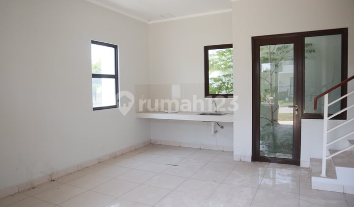Dijual Cepat Rumah Strategis 2 Lantai di Cluster Elora Perumahan Summarecon Emerald Karawang