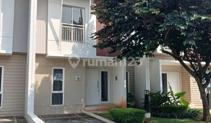 Dijual Cepat Rumah Strategis 2 Lantai di Cluster Advani Perumahan Summarecon Emerald Karawang