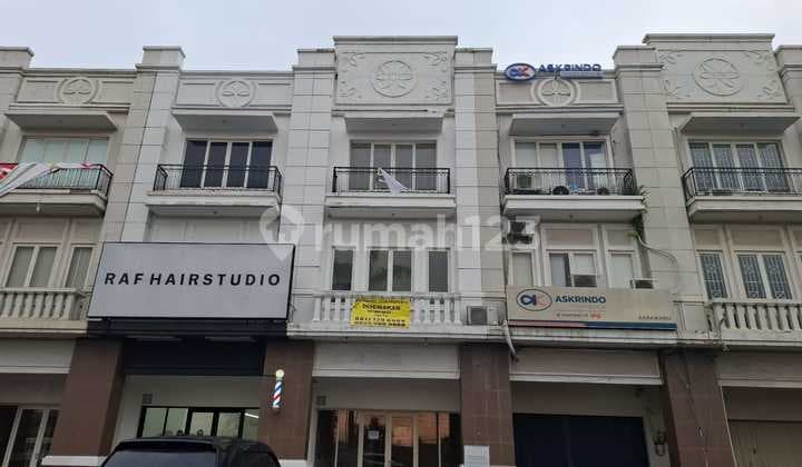 Disewakan Cepat Ruko 3 Lantai Lokasi Strategis Jalan Utama Grand Taruma Karawang Barat
