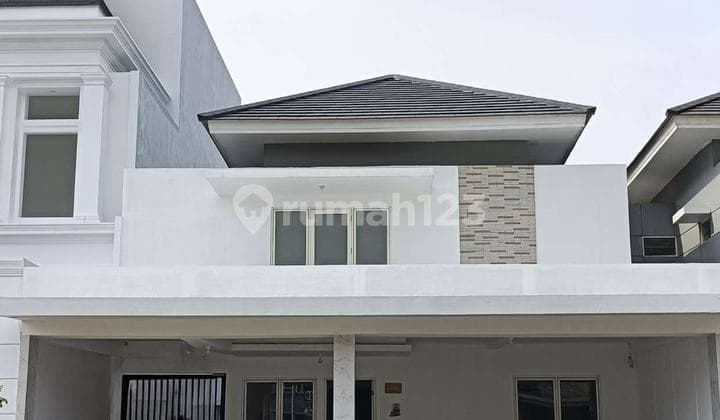 Disewakan Cepat Rumah 2 Lantai Lokasi Strategis Perumahan Grand Taruma Karawang Barat