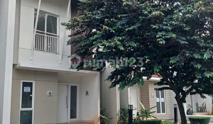 Fast Sale of Strategic 2-Storey House in Advani Cluster LB 18, Summarecon Emerald Karawang Housing