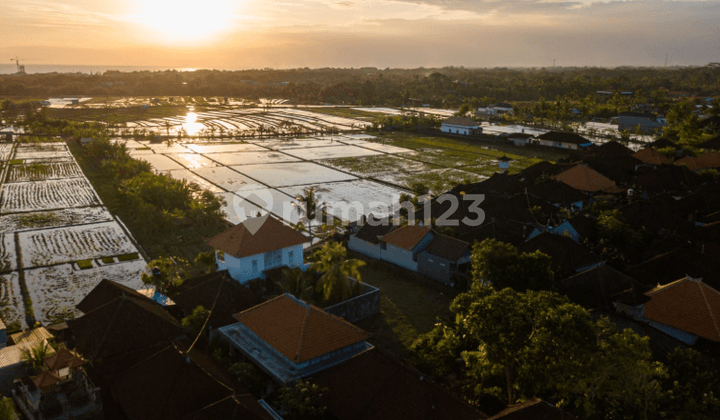 For leasehold Cemagi Land Available Size: 3.6 are or 360m²