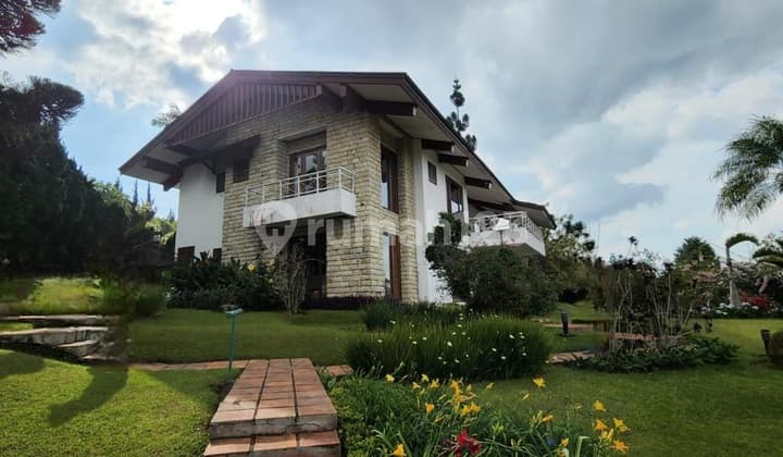 Beli Rumah Hitung Tanag. Vila Mewah Di Puncakcak