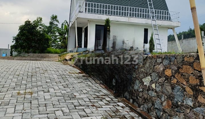 Villa In Banjaran