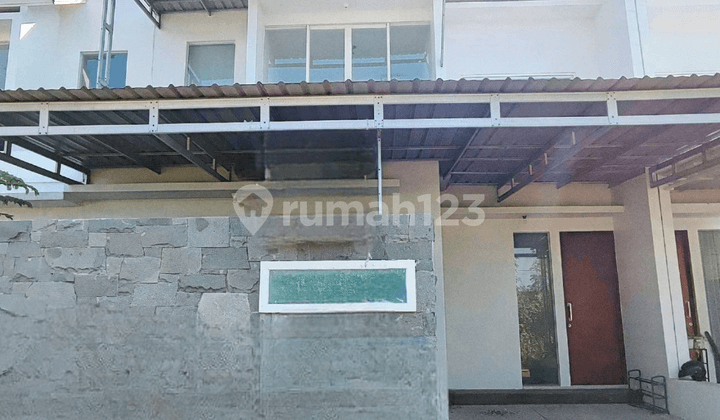Rumah De Casa Residence Lakarsantri, Dekat Gwalk, Dekat Perumahan Elite