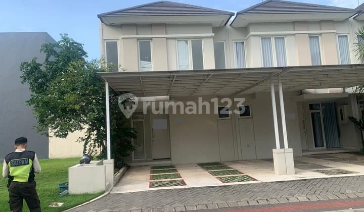 Rumah Grand Pakuwon Dekat Foodjuntion, Dekat Sekolah International Sampoerna