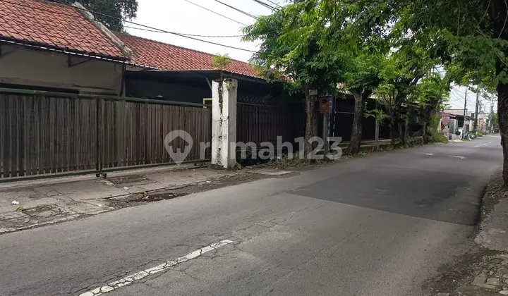 Business Property on Raya Kebonsari, Karangpilang, Near Schools, Near Jl Karah, Near Campus