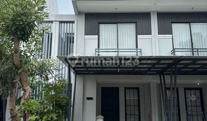 Grand Pakuwon House Near Food Junction, Near Sampoerna International School