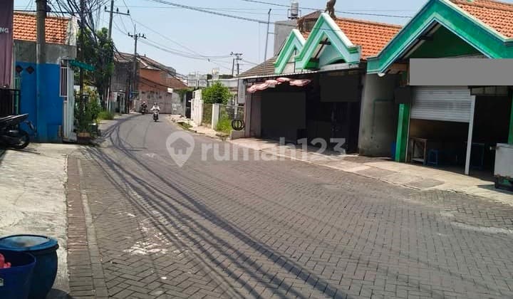 Rumah Raya Pradah Indah Dekat Pakuwon Mall Ptc, Dekat Hr Muhammad, Dekat Spazio Office