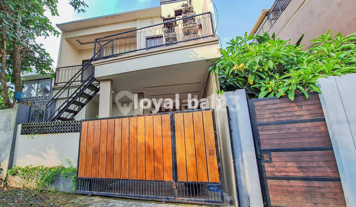 Rumah, Modern House And Convenient Location In Canggu, Bali