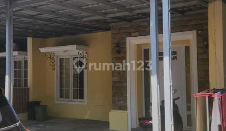 Rumah Bagus, 2 Lantai, di Wartawangsa Residence. Cibinong.