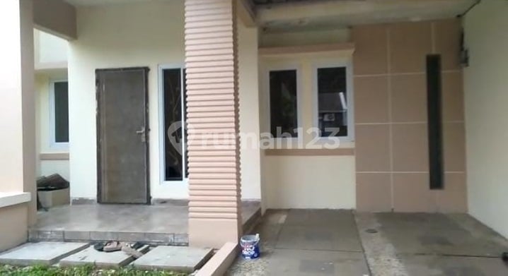 Rumah Bagus di Harapan Indah Cluster Ifolia , Bekasi