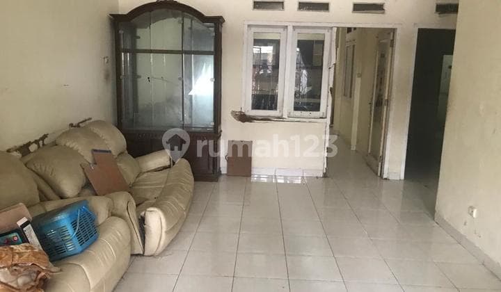 Rumah Butuh Renovasi SHM di Harapan Indah Cluster Ifolia, Bekasi