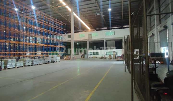 Gudang di Cakung, Jakarta Timur 10.368 m Bagus