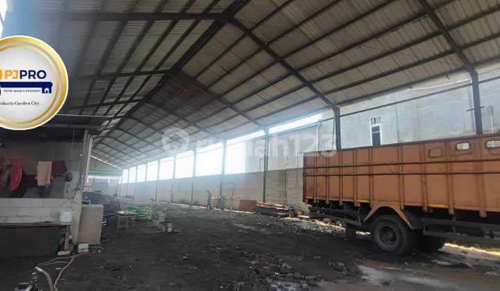 Gudang di Harapan Indah, Bekasi 1.000 m Bagus