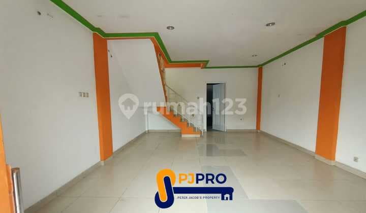 Ruko 2 Lantai Siap Huni Dekat Universitas di Harapan Indah 2, Bekasi