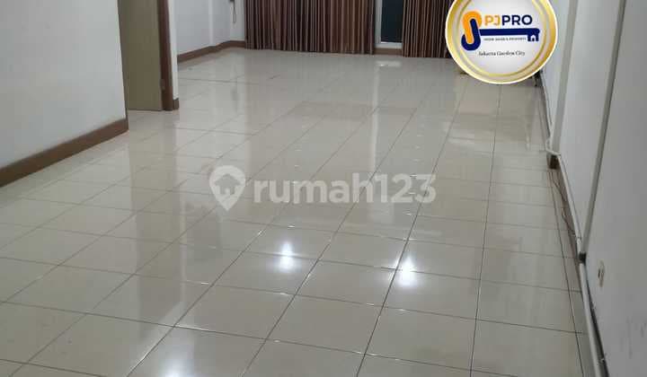 Ruko 3 Lantai SHM Bebas Banjir Dekat Sekolah Negeri di Sentra Niaga Bulevar Hijau, Bekasi