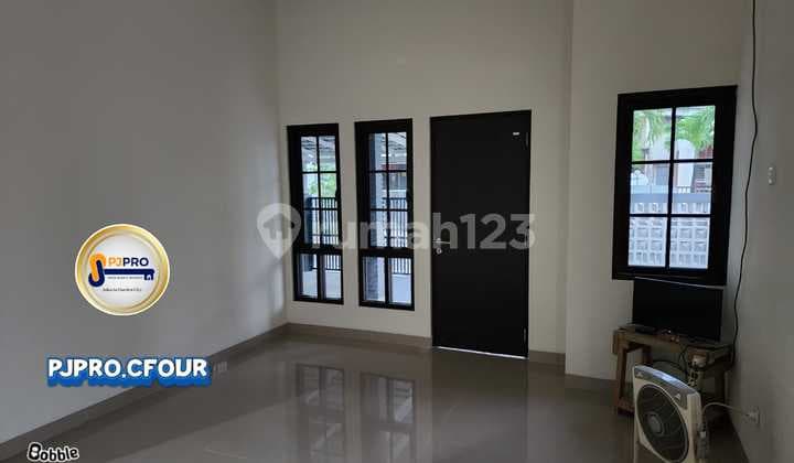 Rumah Bagus SHM Harapan Indah Cluster Ifolia, Bekasi