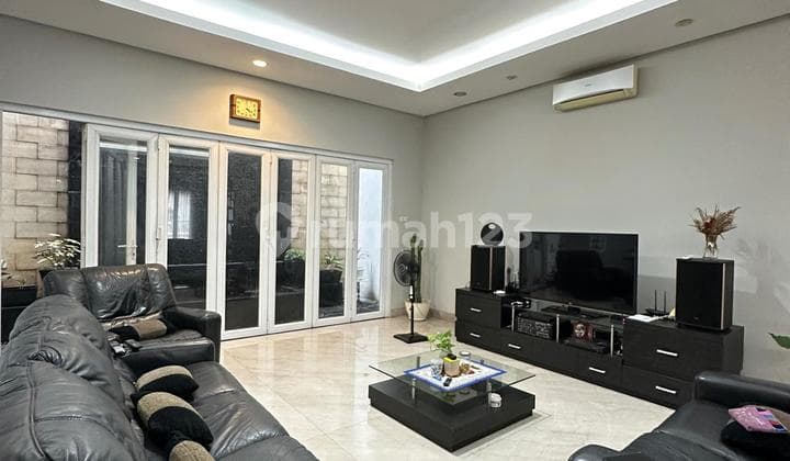 Rumah Minimalis Puri Indah Dalam Komplek