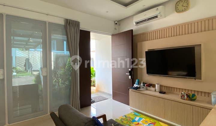 Rumah Full Furnish Bagus Riviera At Puri