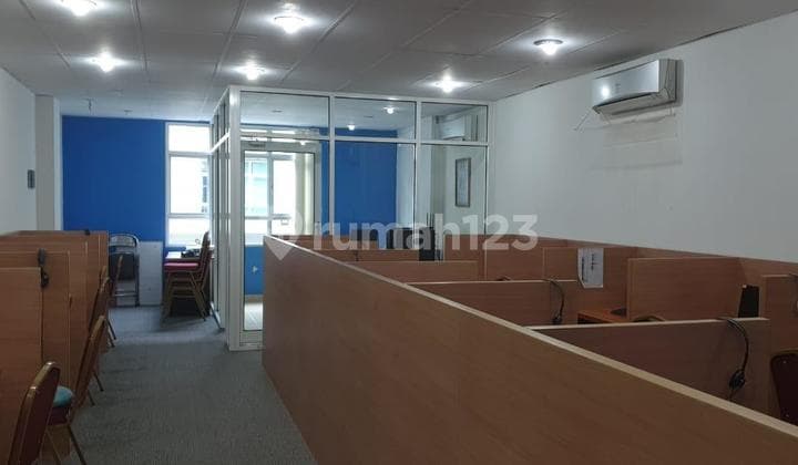 Ruko Business Park Meruya Kebon Jeruk Neat
