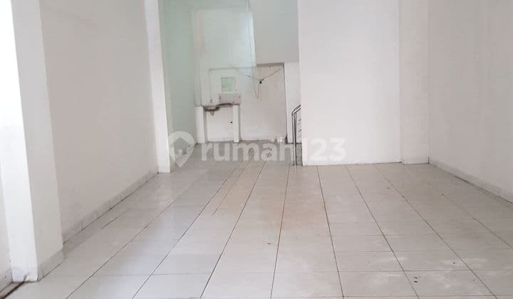 RUKO DI KEBON JATI SANGAT COCOK UNTUK BERBAGAI USAHA