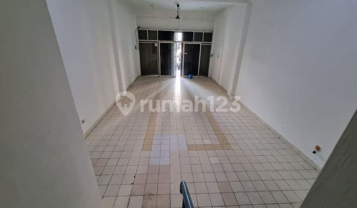 RUKO 1 LANTAI DI SETRASARI SANGAT COCOK UNTUK USAHA
