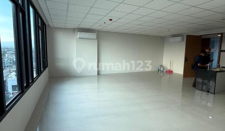 APARTEMENT HQUARTERS PERKANTORAN DI ASIA AFRIKA