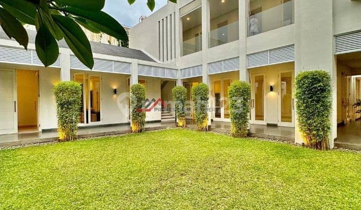 Luxury home near Ciputra World (Citos) Simatupang, South Jakarta.