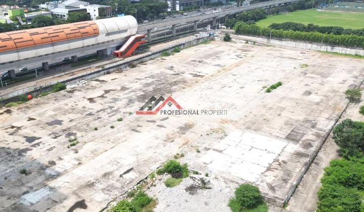 Land for rent on Gatot Subroto, commercial zone, suitable for business.