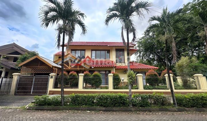 Rumah Dalam Komplek Lingkungan yang Tenang di Pancoran Jakarta Selatan