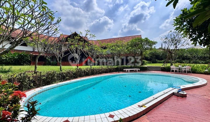 Rumah Villa Siap Huni Lingkungan Sejuk Cireundeu Tangerang Selatan
