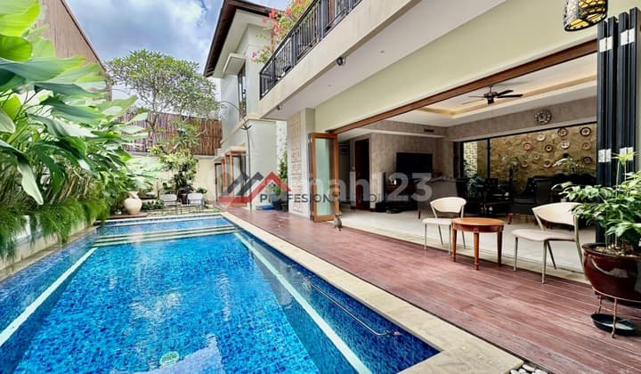 Rumah Mewah Dalam Cluster Bebas Banjir Dikemang