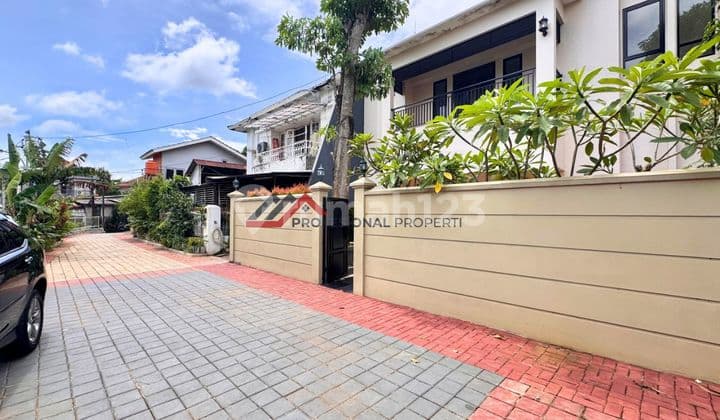 Rumah Bagus Dekat Pusat Bisnis Kebayoran Baru Jakarta Selatan