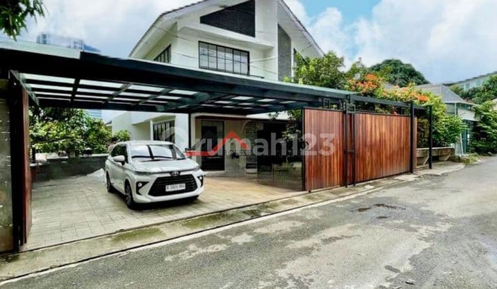Luxury House Fully Renovated Quiet Location Kebayoran Baru