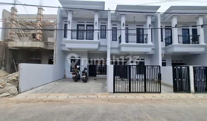 Rumah Bebas Banjir DP 0 di Dekat Jalan Juanda dan Margonda De