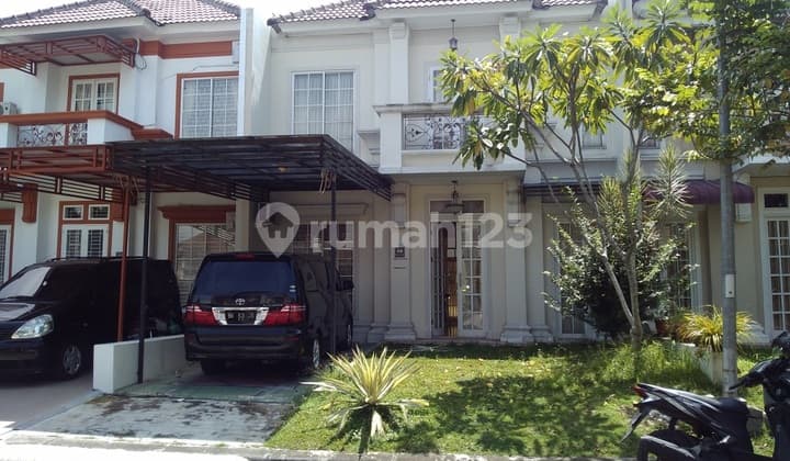 Disewakan Rumah 2 lantai di Kompleks Citra Garden - Medan
