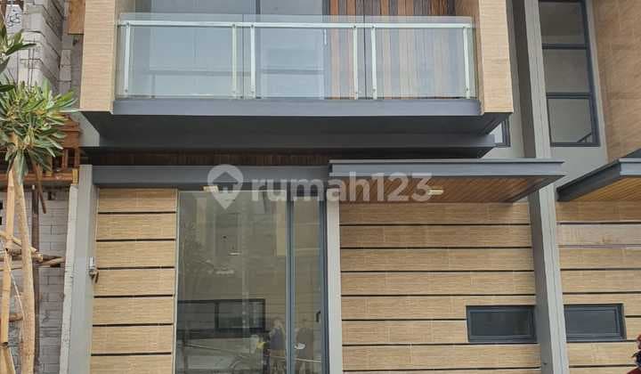 Nice 2-Story House Golden Stone Gading Serpong Price Only 1.05 Billion