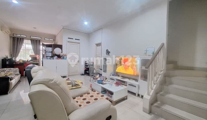 Rumah Bagus Dan Nyaman 2 Lantai Di The Spring Sumareco Gading Serpong