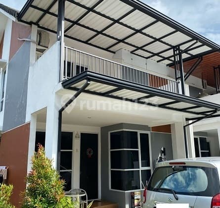 For Sale Ready-to-Live Hook House in Karawaci! Strategic Position, Facing a Park, Rarely Occupied, Premium Location!