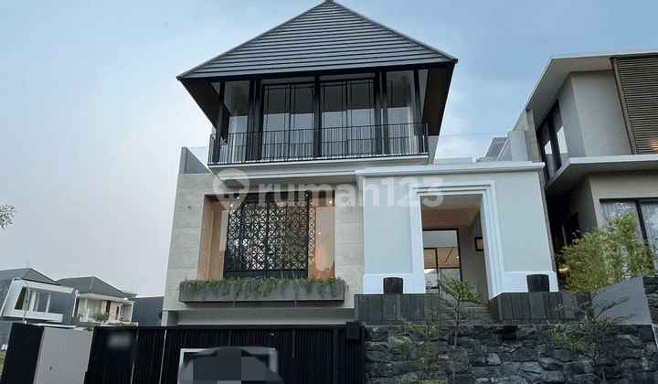 Mevvah New Gress Rumah 3 Lantai Imperial Golf Pakuwon Indah